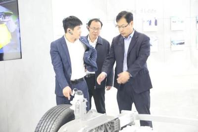 朱新華率隊(duì)赴江淮汽車集團(tuán)考察調(diào)研，助力市場深化布局